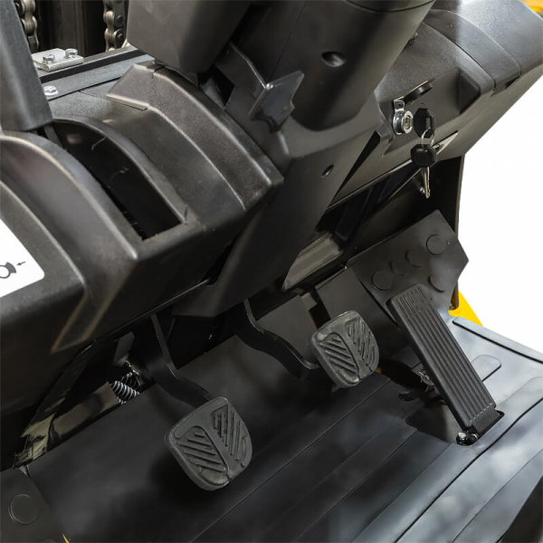 Погрузчик дизельный CPCD25T8 (2500 кг, 3 м, Mitsubishi S4S) SMARTLIFT