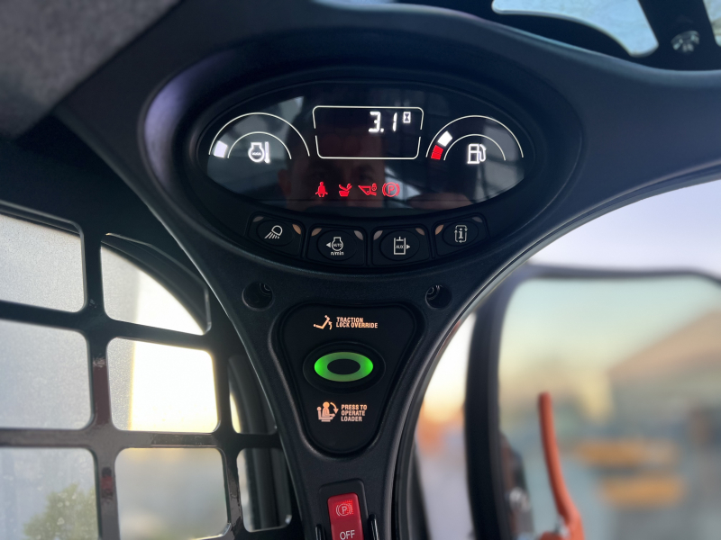 Мини-погрузчик BOBCAT S530 (Г/п 860 кг) HV Market