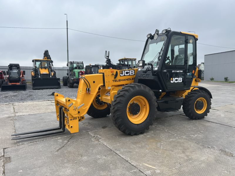 Телескопический погрузчик JCB 530-70 (2023 год) HV Market