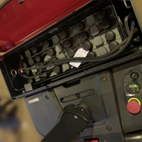 Тележка самоходная электрическая TX 20N OXLIFT 2000 кг HV Market